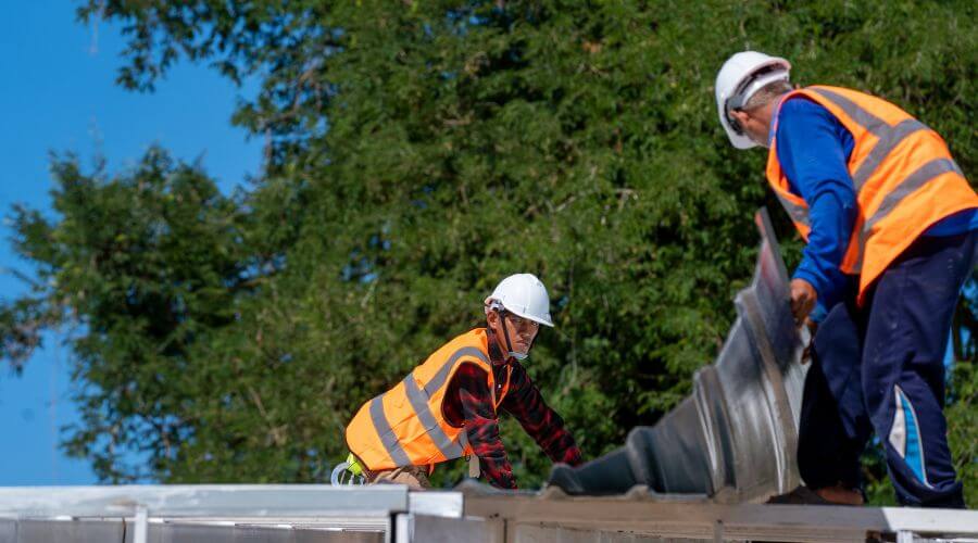 Professional metal roof installation in Cornelius, OR